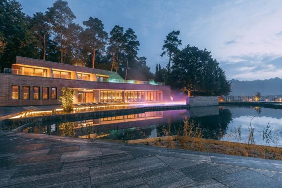 1761427551-1355042_1280x1024