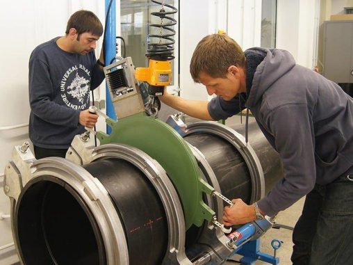 1761495634-1563032_1280x1024