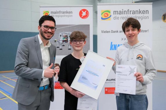 1761673939-1371136_1280x1024