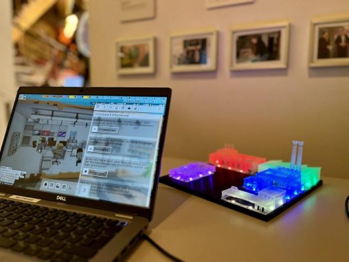 1761759210-1571543_1280x1024