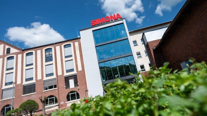 1761957599-1571999_1280x1024