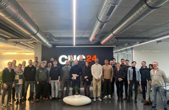 1762027873-1375951_1280x1024